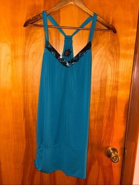 Vanity Sequined Teal Tunic size L like new never worn